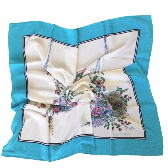 HOST PICK Vintage Paolo Gucci Silk Scarf - Picture 3 of 6